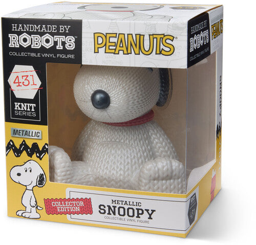 Handmade by Robots - Peanuts - Snoopy 