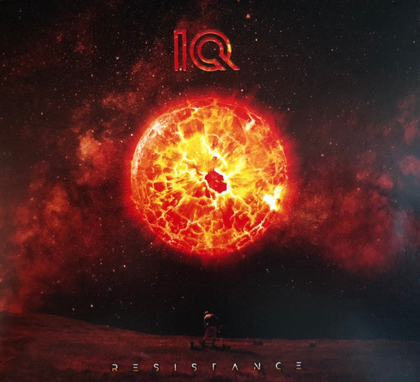 IQ – Resistance, pochette
