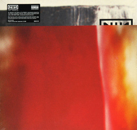 Nine Inch Nails – The Fragile, pochette