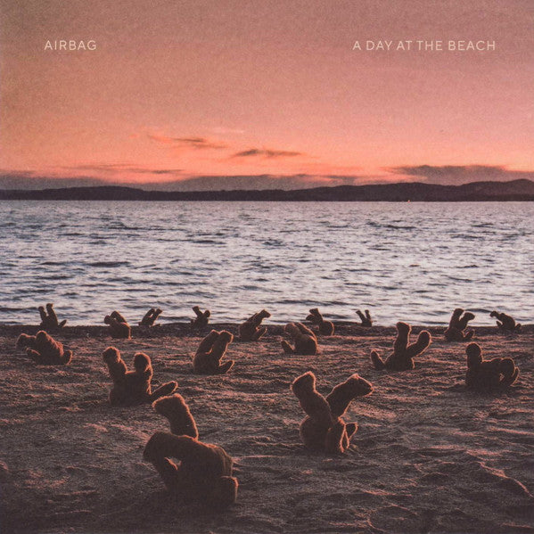 Airbag – A Day At The Beach, pochette